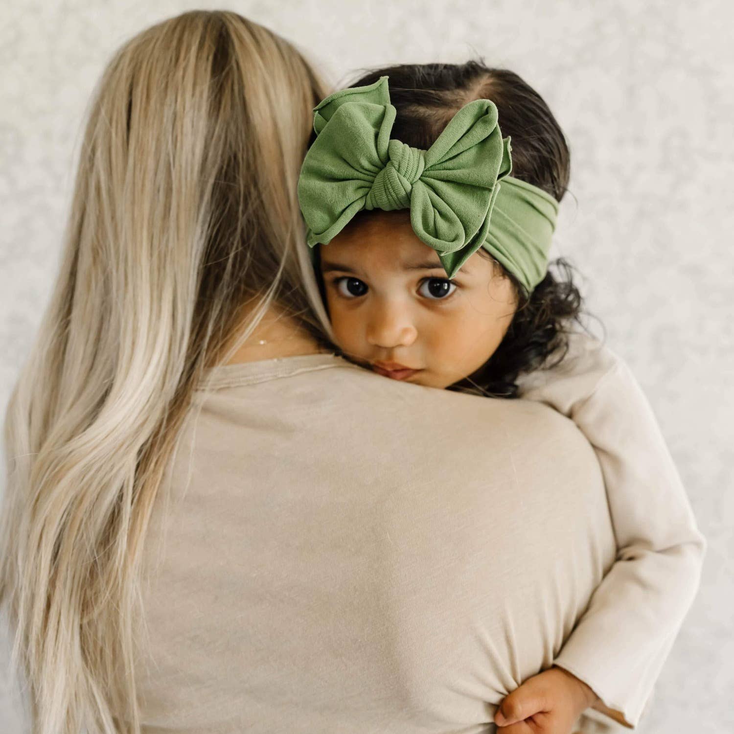 Baby Bling Bows – Laço para o cabelo – Bebé por atacado – Banda de cabeça com laço de nylon macio Baby Bling® FAB-BOW-LOUS®63