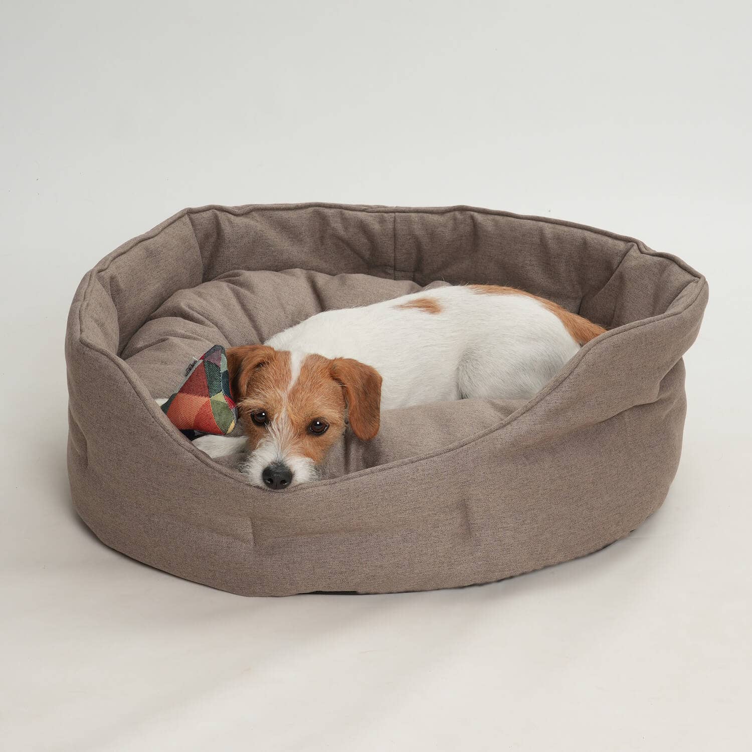 DOGS in the CITY® - Wholesale Pet Bed - Dog - Ono greige dog basket2