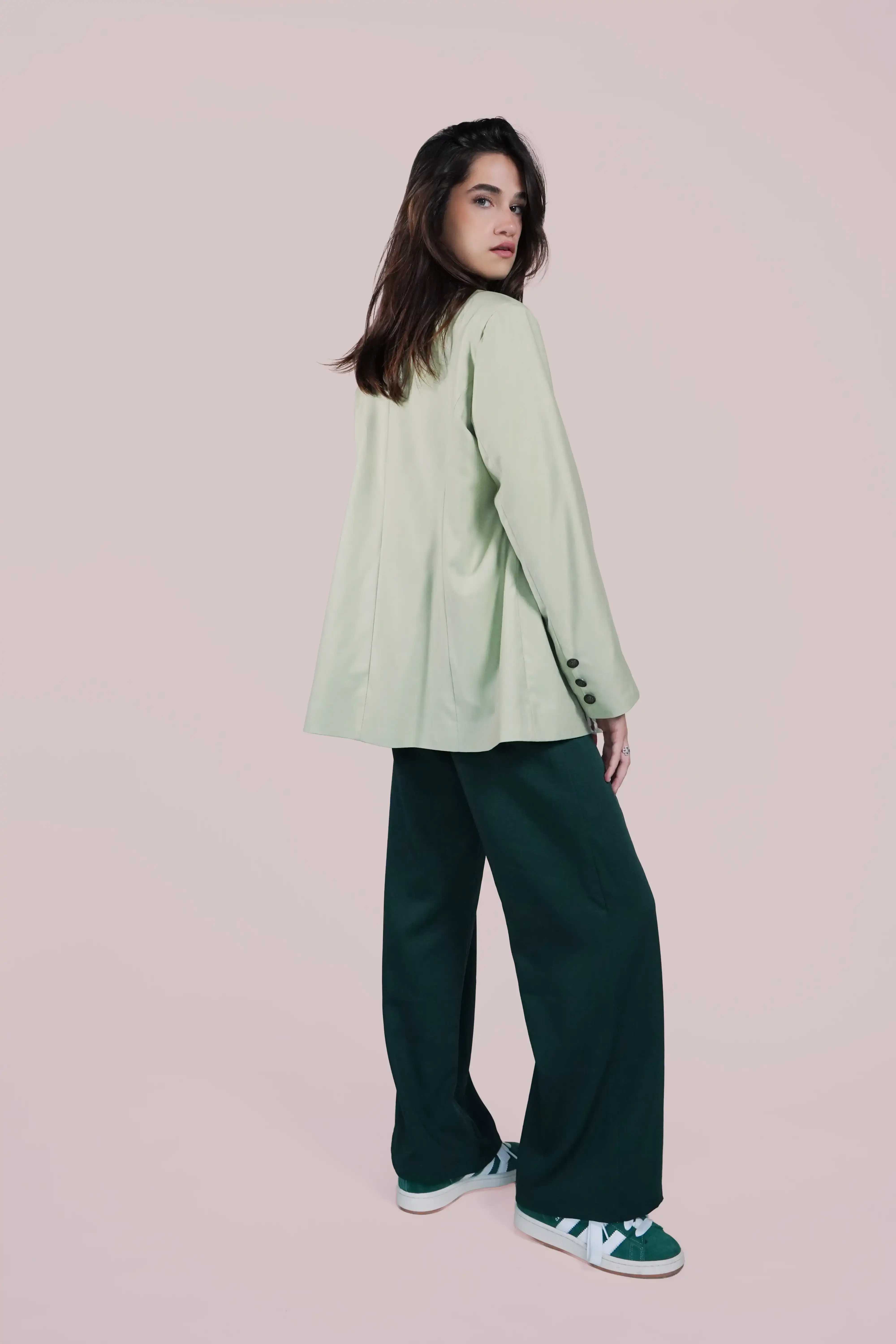 Lacerf - Wholesale Blazer - Dames - Zwarte oversized blazer8