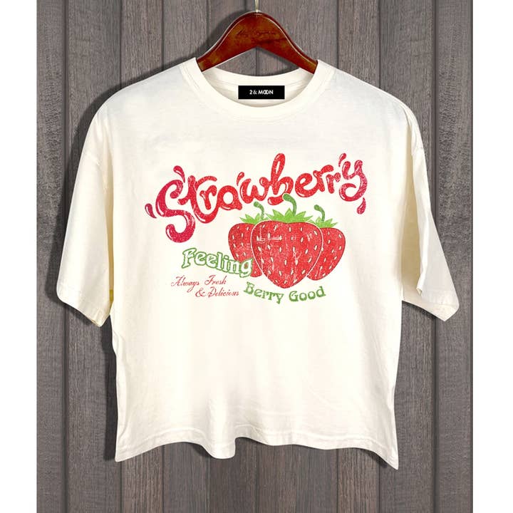 STRAWBERRY FEELING GRAPHIC TEE for wholesale by MINEB