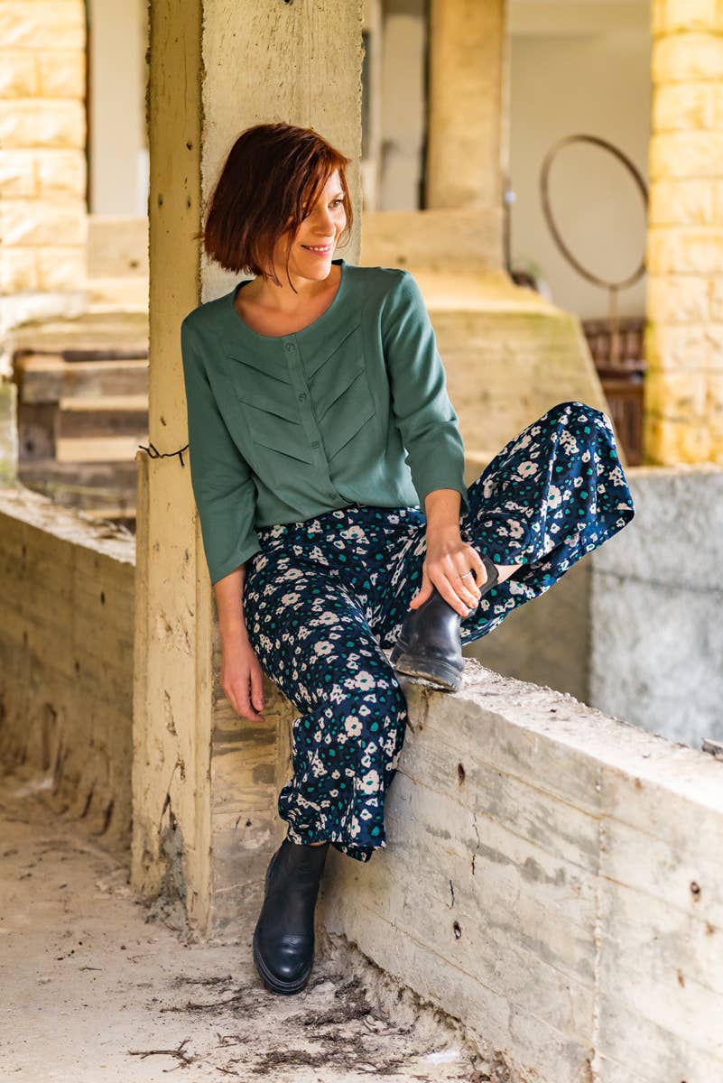 Eglantine et Zoé – Großhandel Stoff – Grüner Eukalyptus Viskose-Crêpe Stoff9