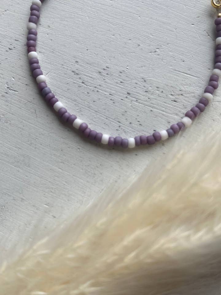 Bracelet Violet pour la vente par Finnie’s Findings