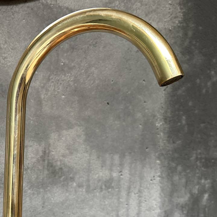 Artihand - Wholesale Kitchen Tool/Gadget - Unlacquered Brass Sink Faucet, Single Handle Mixer Faucet, Wet Bar Brass Sink Faucet