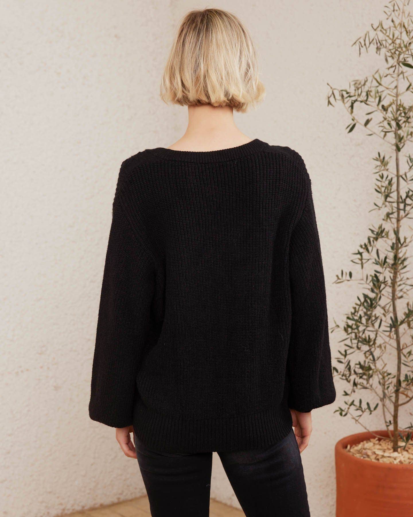 Twosisters The Label - Wholesale Knit Sweater - Women's - Hailey Knit - Black4