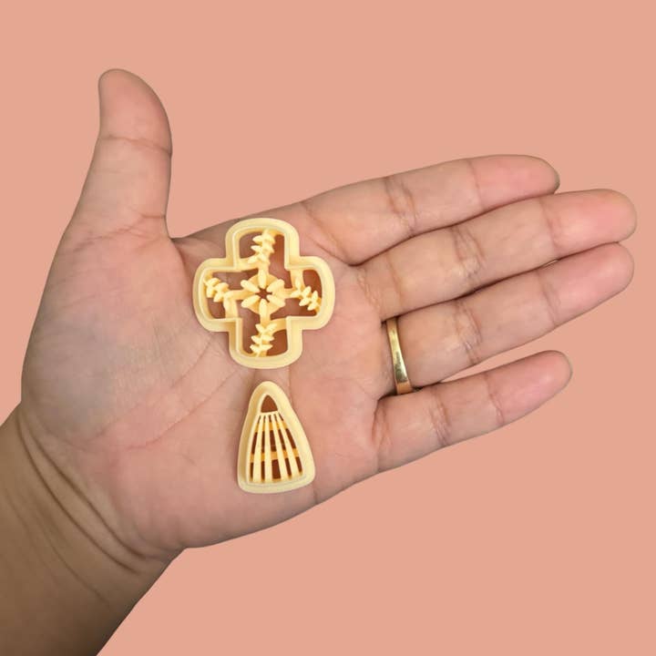 Roussell Prints and Demand LLC - Wholesale Craft Tool - Ceramic Azulejo-Style Earring R POLYMER CLAY CUTTER