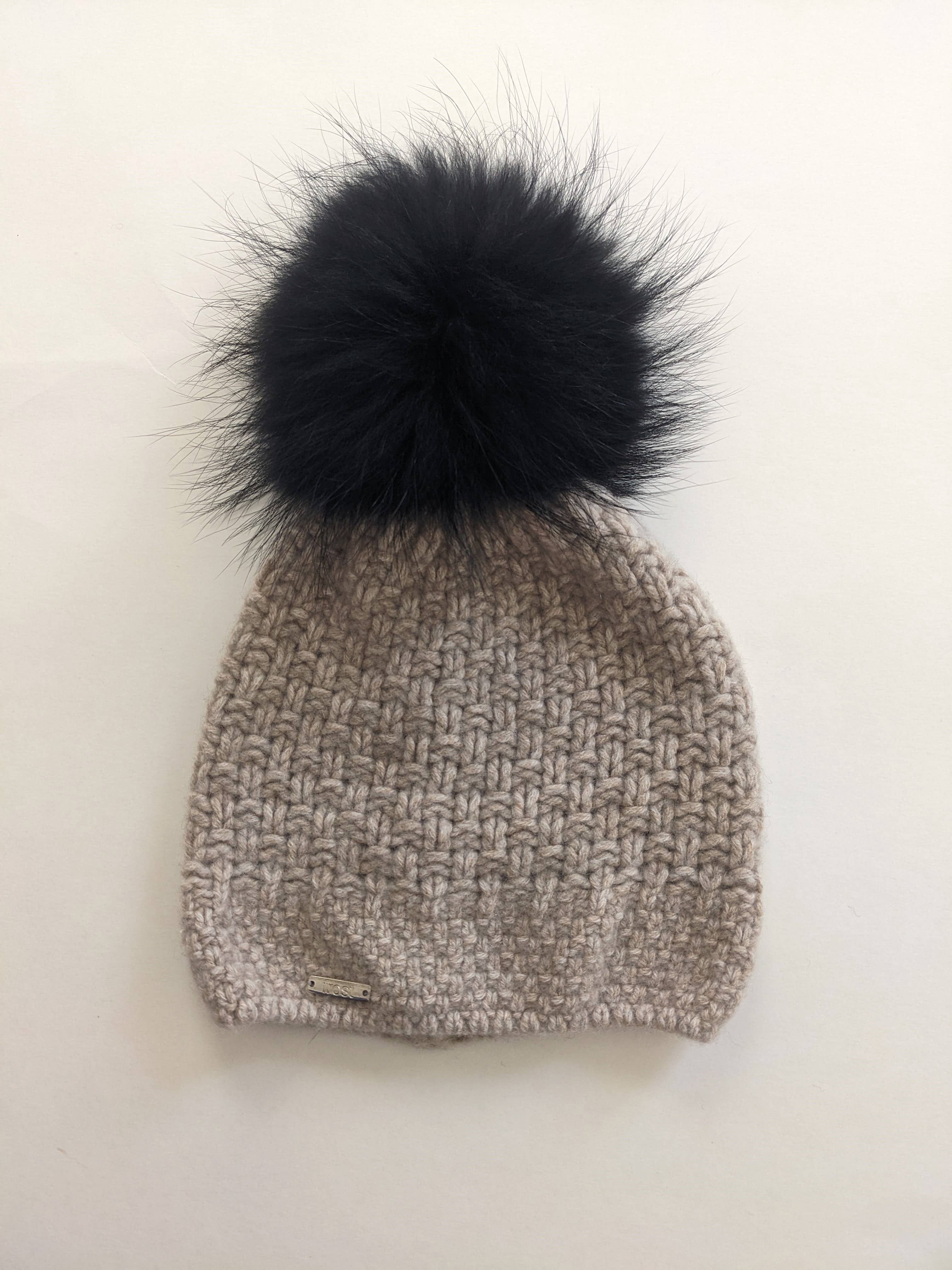 Frost Hats - Wholesale Beanie - Dames - Grofgebreide muts van kasjmier, oversized ruimvallende pasvorm, pompon van imitatiebont0