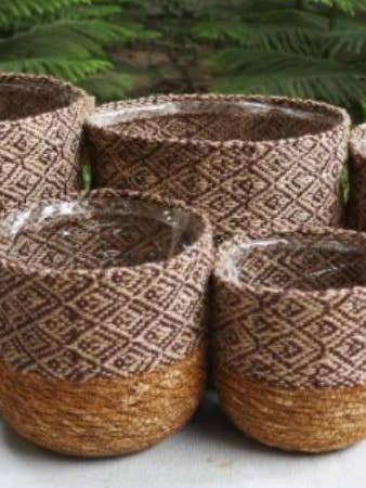 Panier en jute marron tissé à la main (ensemble de 5) (20 cm, 18 cm, 15 cm, 13 cm, 10 cm) pour la vente par Creation Jute