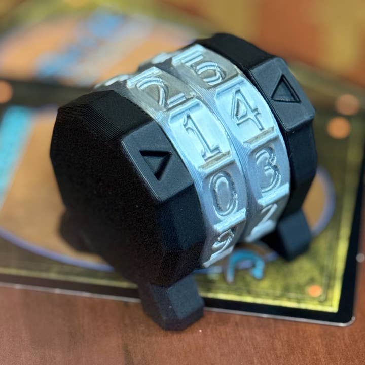 Adjustable Life Counter for TCGs and RPGs for wholesale by We Geek Together