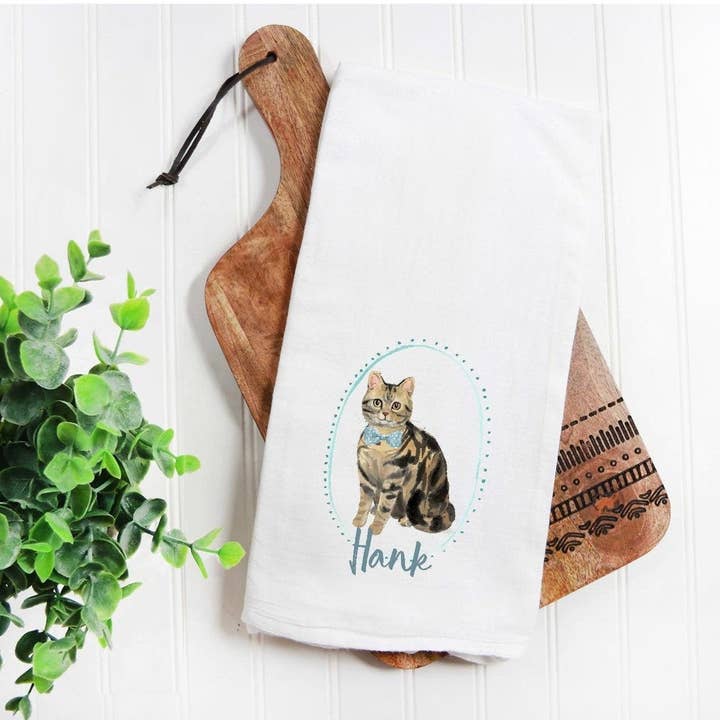 Aangepaste theedoek van Tabby Cat voor wholesale door The Preppy Pineapple Home