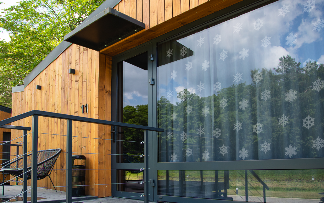 WindowAlert, Inc. - Wholesale Wall Decal/Stickers - WindowAlert Snowflake Decals3