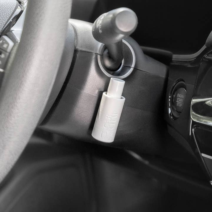 CarChap - Wholesale Lip Balm Case/Holder - CarChap Lip Balm Holder - Prevent Lipbalm Messes - Loss of lipbalm11