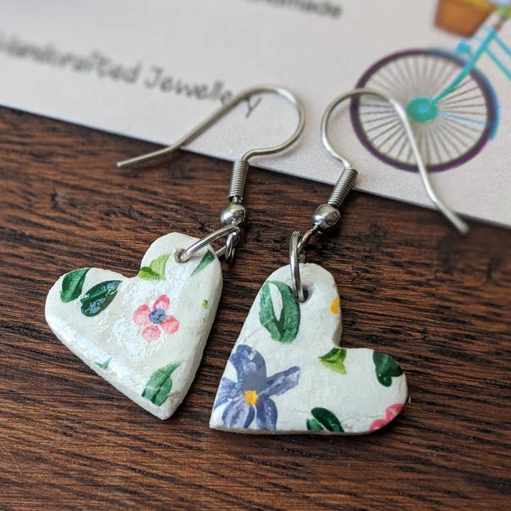 Floral hearts small clay earrings for wholesale by With Clay & Paint