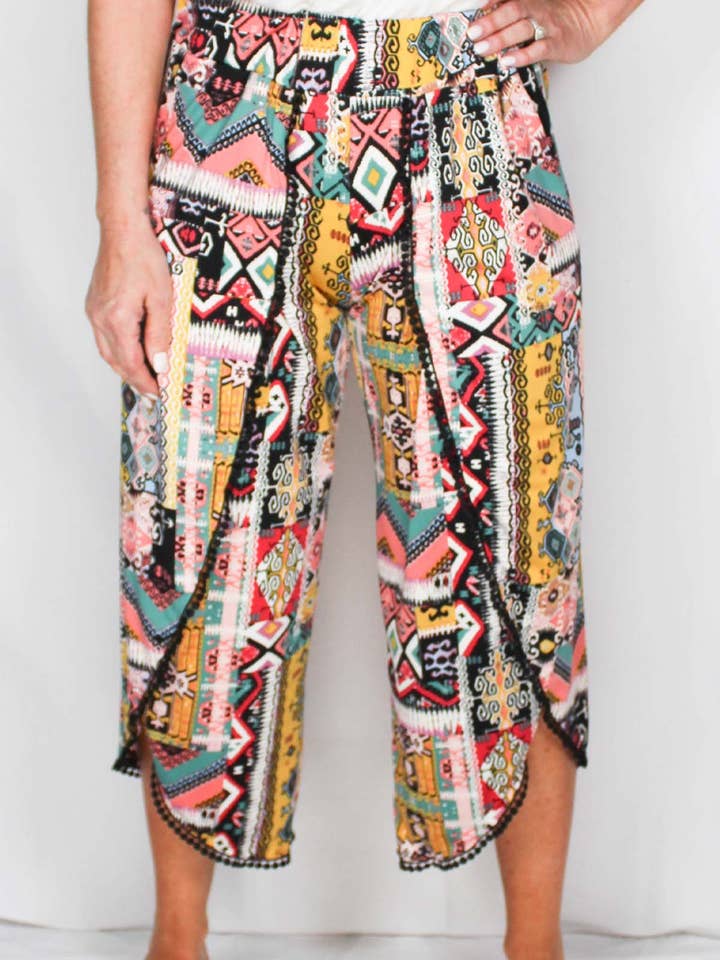 SK7094C - Pantalon multicouche (3871) Crop A1834 pour la vente par K & C Clothing, Inc.