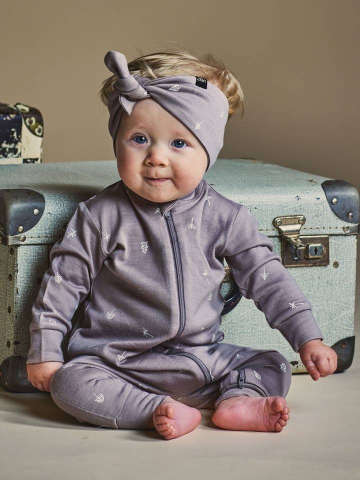 Remy overall i taupe från Little Flock of Horrors för wholesale av Little Flock of Horrors