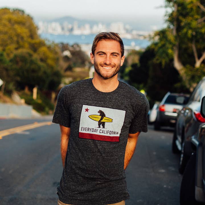 Everyday California - Wholesale Screen Printed T-Shirt - Men's - El Classico Tee - Unisex California Flag Surfing Bear Tee3