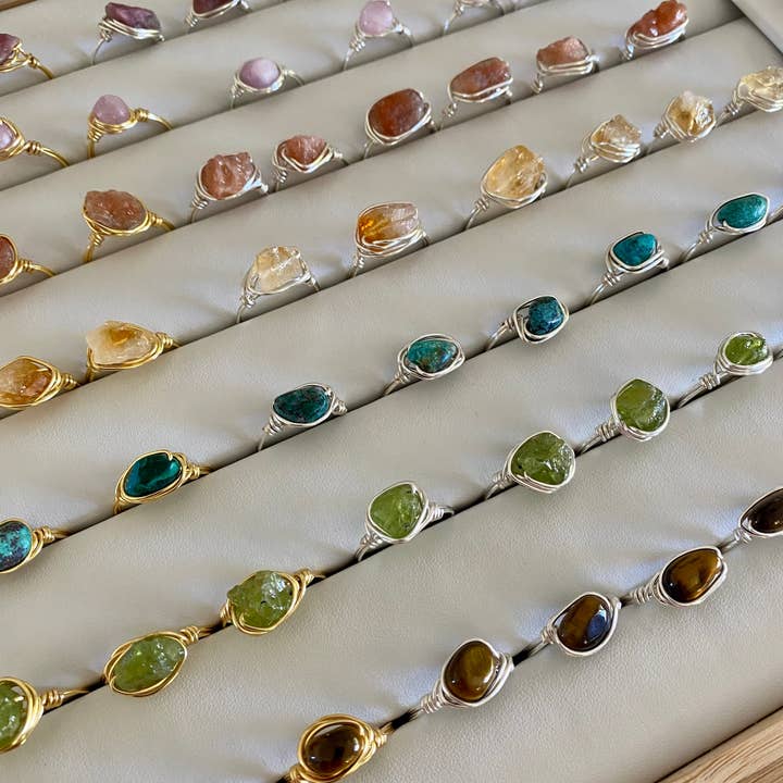 Lithic jewellery - Wholesale Single Stone/Solitaire Ring - Full Tray of Wire wrapped Crystal Rings, Handmade, Mixed4