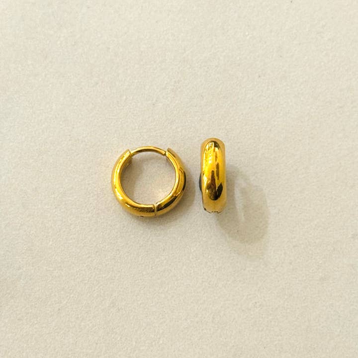 Cassette Barcelona - Wholesale Hoop Earrings - Bela Hoop Earrings1