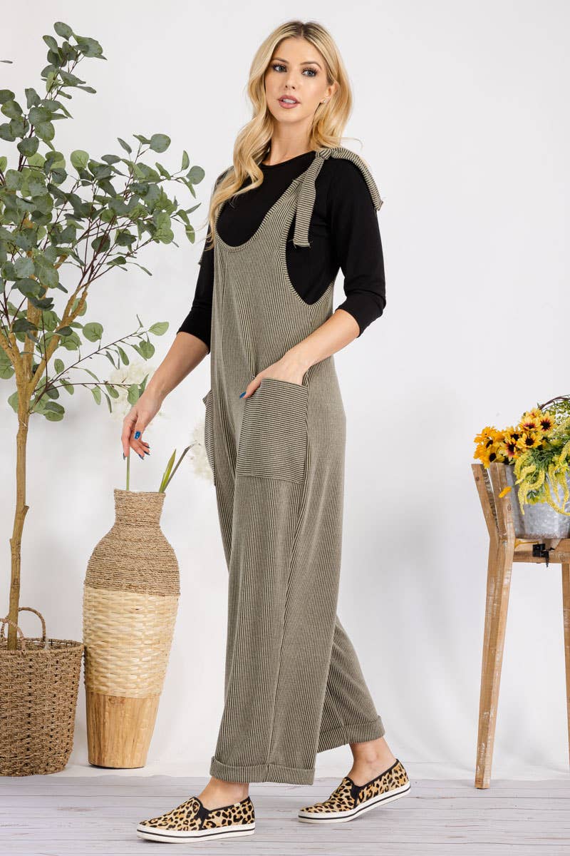Celeste Clothing – Großhandel Jumpsuit – Damen – Plus-Size verstellbarer Rippen-Overall mit Fronttaschen - CP4387315