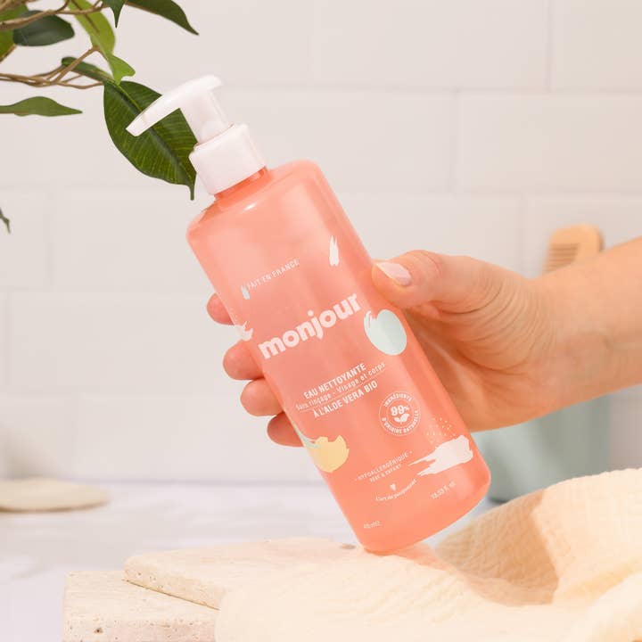 MONJOUR - Wholesale Bath & Body Set - “L’Amour Fou” Gift Set1