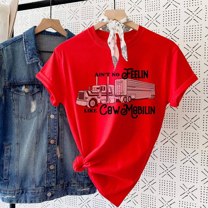 Buckin Barn Wholesale - Wholesale Screen printed t-shirt – Women′s - Aint no Feelin like Cow Mobilin0