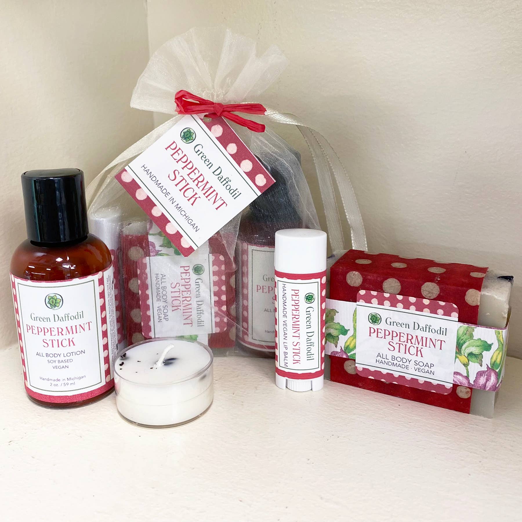 Green Daffodil Bath & Body - Wholesale Bath & Body Set - Peppermint  Stick Organdy Quartet Gift Set - Christmas Gift1