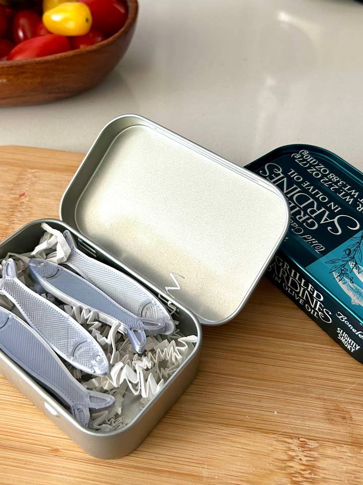 Ansjos-hårspænder for engroshandel hos Lumpy Studios LLC