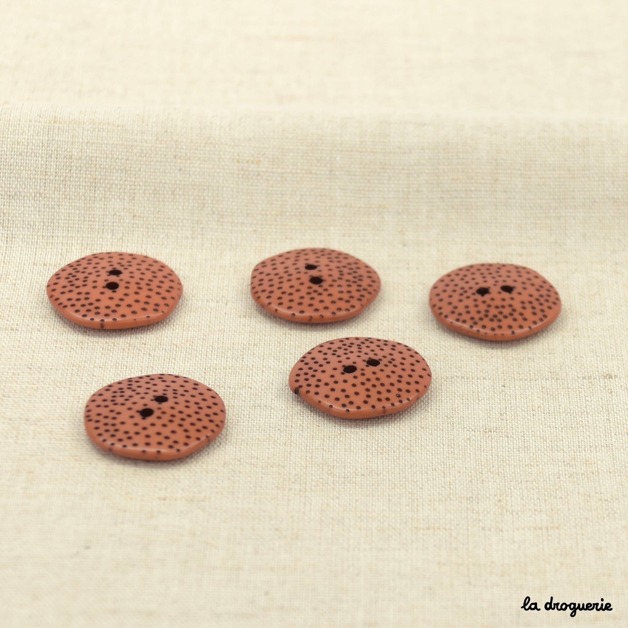 LA DROGUERIE - Wholesale Sewing Button/Snap - "Kenya petits pois" button 22 mm1