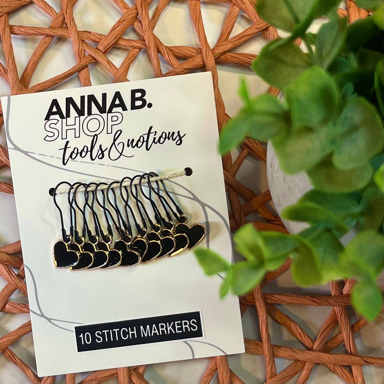 Anna B. Shop - Wholesale Knitting/Crochet Supplies - Black Hearts Stitch Markers, Crochet and Knit Tools3