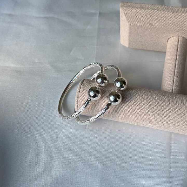 Better Jewelry Huge Ball Ends West Indian Bangles .925 Sterling Silver, 1 pair for wholesale by Better Jewelry