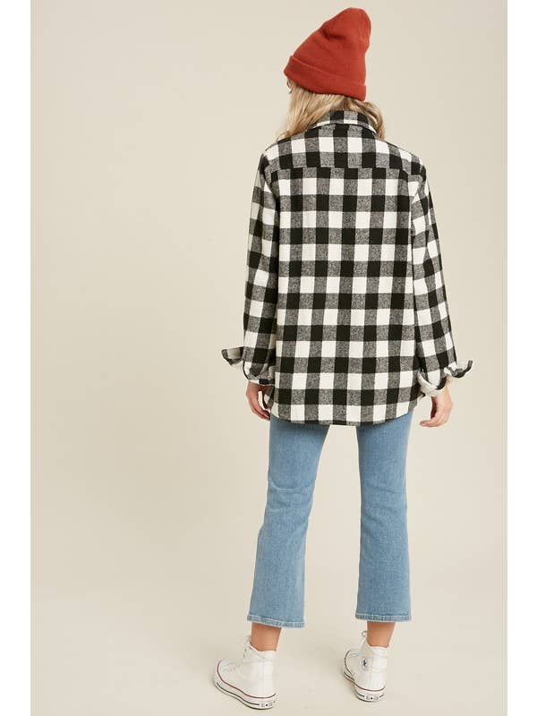 Pink Irene Wholesale - Wholesale Shirtjack/Shacket - Dames - SHERPA GEVOERD GERUITE JAS AAN DE VOORKANT17