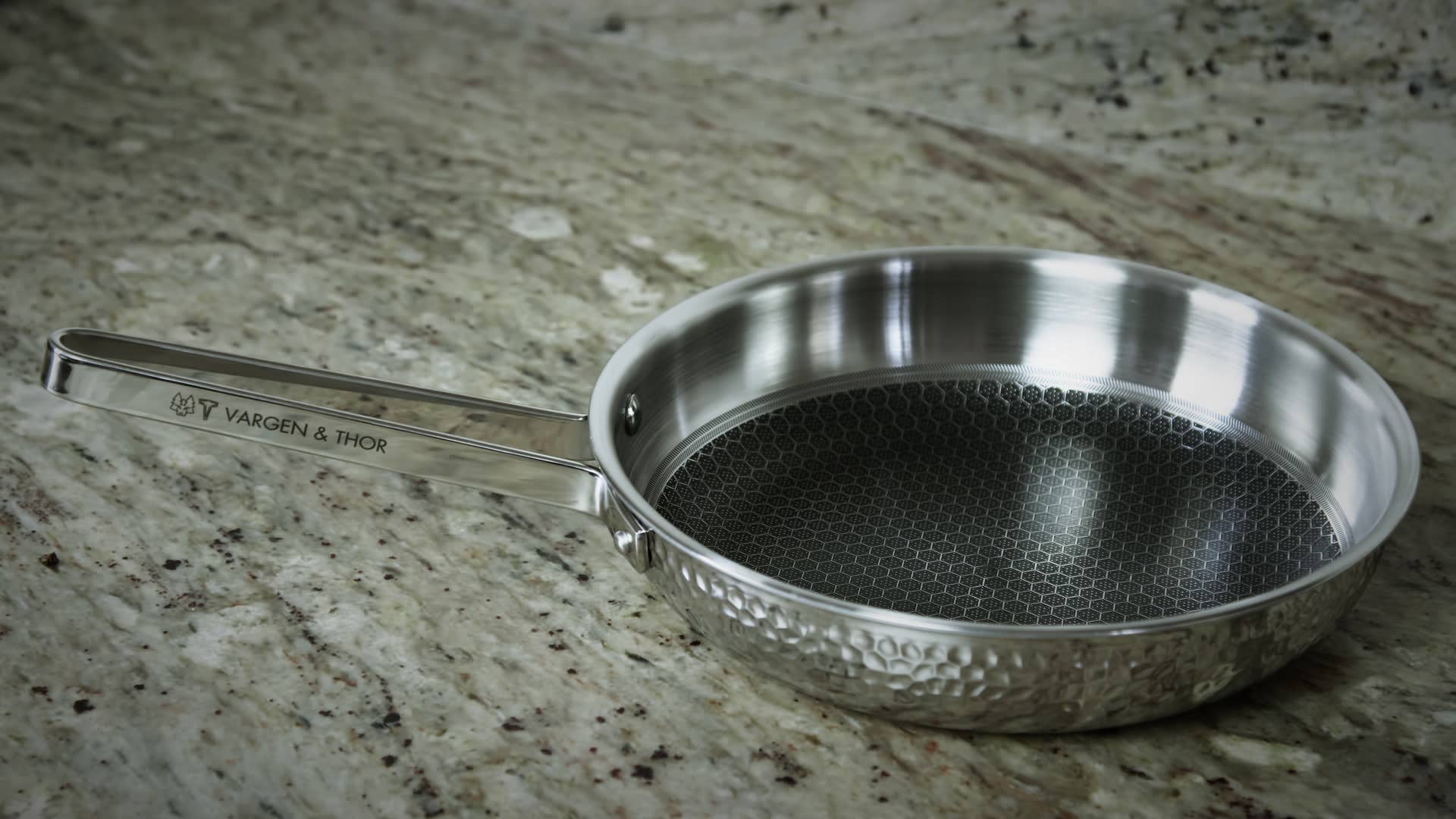 Vargen & Thor - Wholesale Pan - MODELL Mb JR Frying Pan – 22 cm. - Polished Steel5
