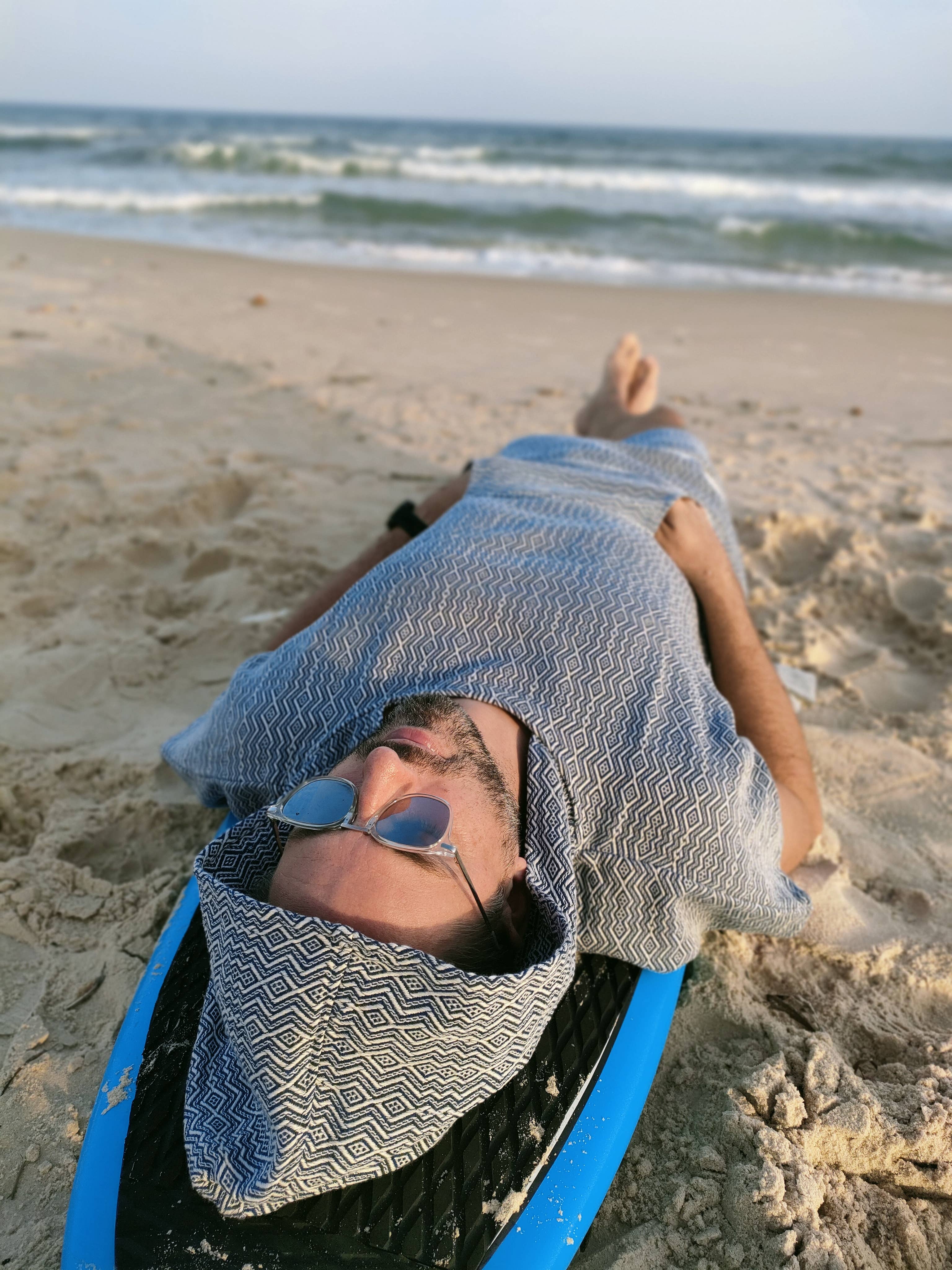 ArtisaLand – Poncho - Unissexo por atacado – Poncho de praia WAIKIKI com capuz e bolso1