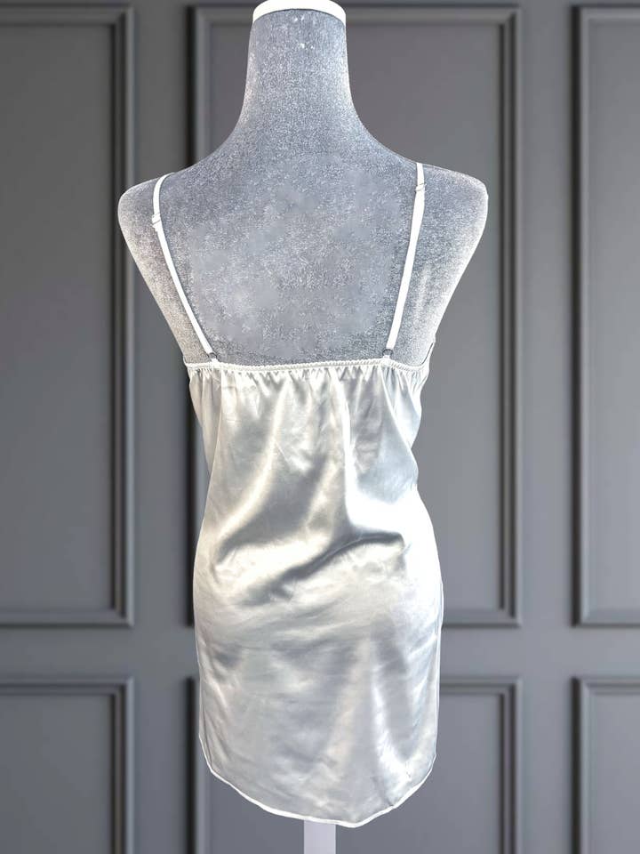 Dainty Lace - Wholesale Chemise - Women's - THE CHEMISE- white2