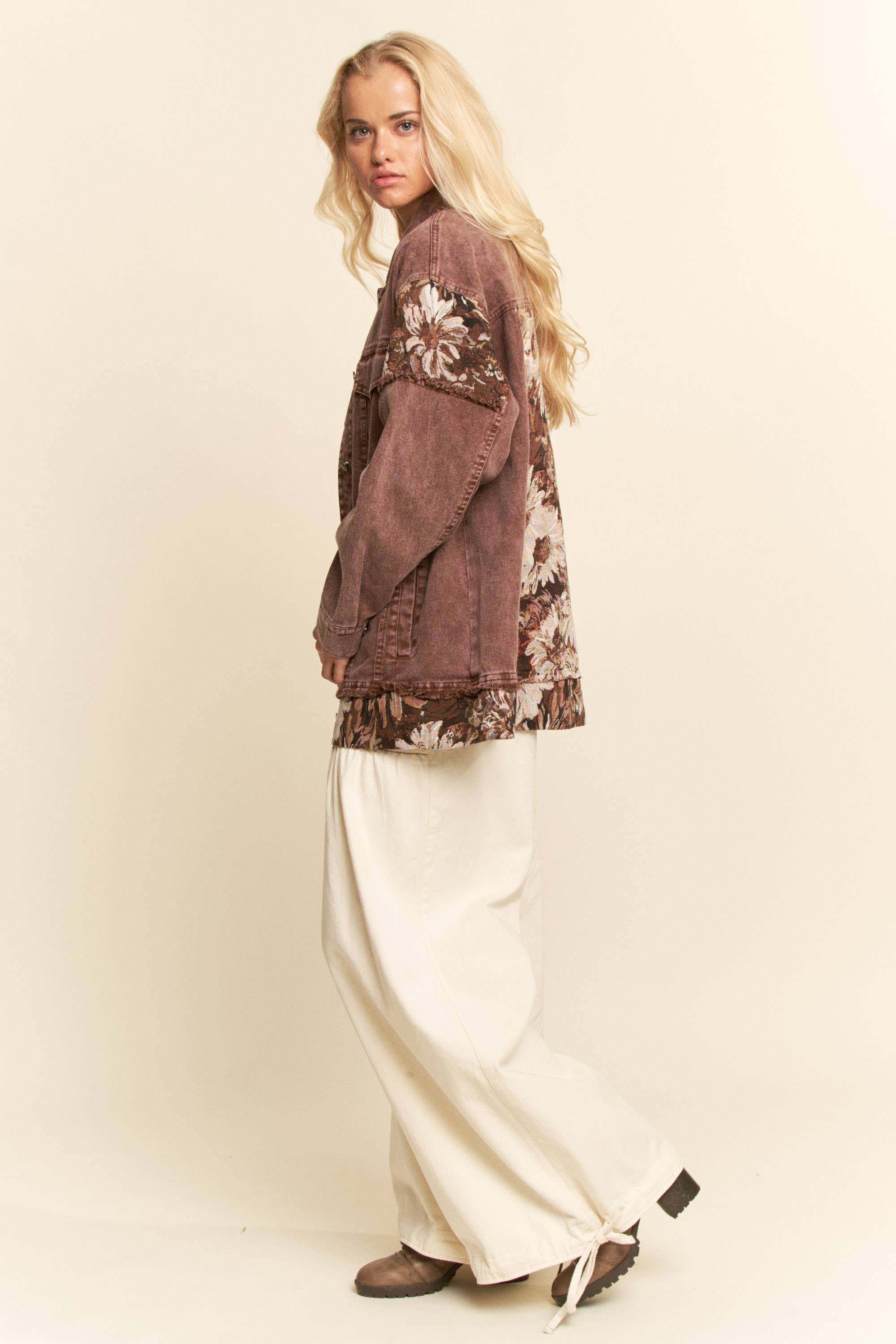 Davi & Dani - Wholesale Jacket - Women's - STONE WASHED DENIM JACQUARD PANEL MIDI JACKET18