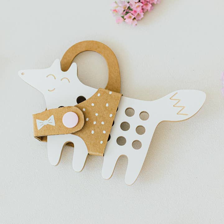 The Fox, small wooden lacing toy, Montessori Toy for wholesale by milin