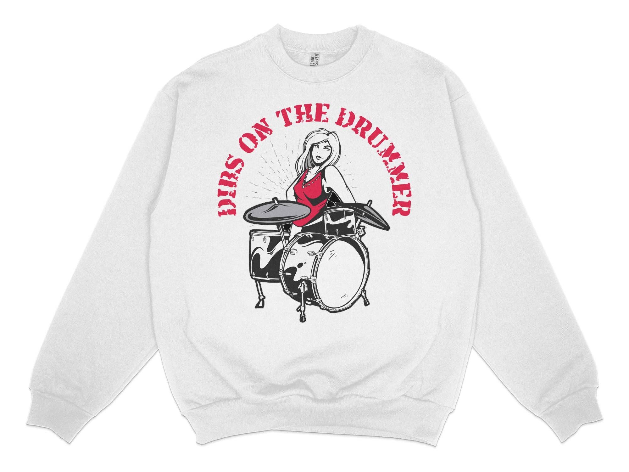 FreakyTeeFactory – Großhandel T-Shirt mit Siebdruck – Damen – Schlagzeuger-T-Shirt, Damen-Rockband-T-Shirt, Hemd für weibliche Schlagzeuger, lässiges Schlagzeug-Grafiktop, Geschenk für Musikliebhaber2