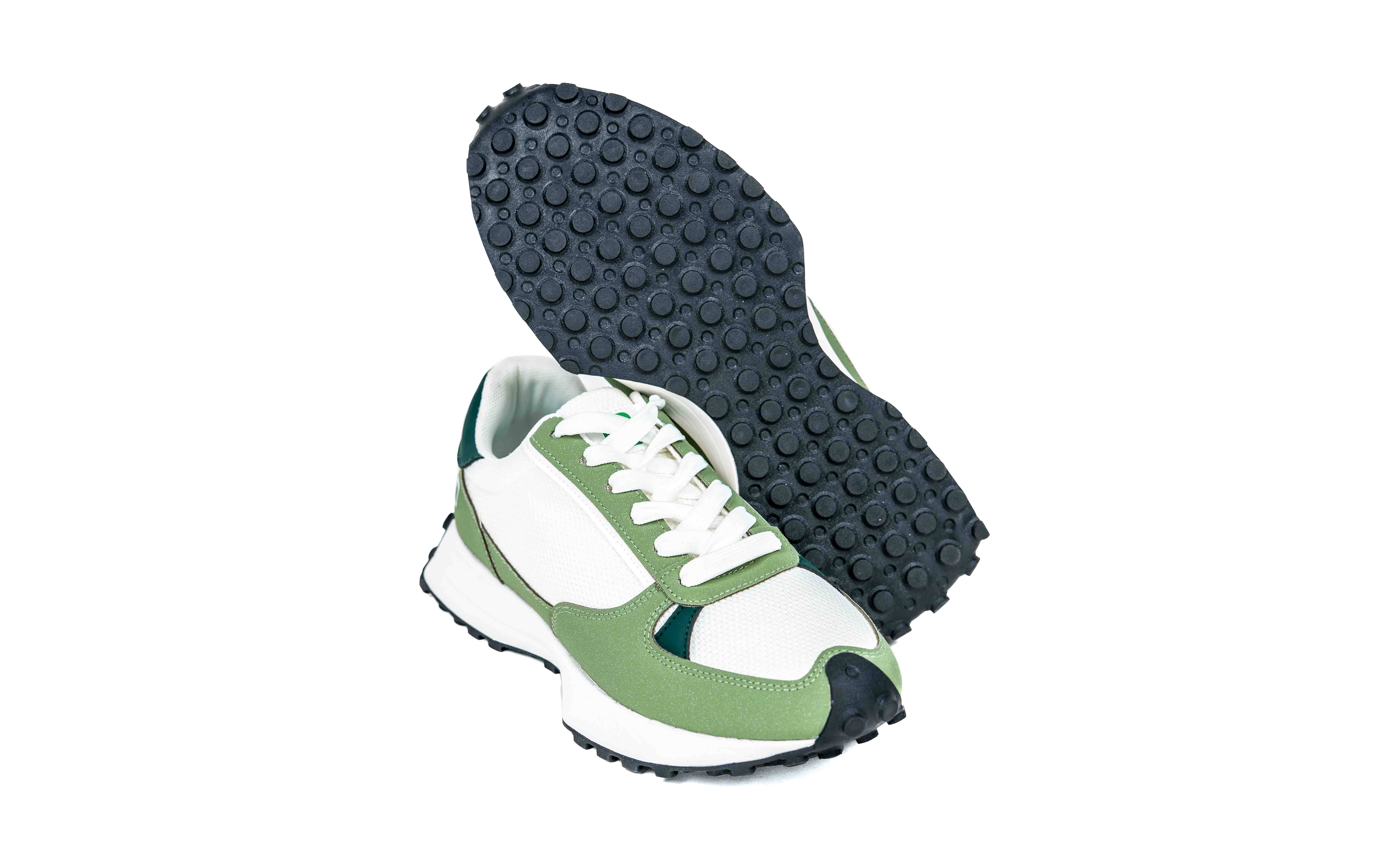 Yellow Skin - Wholesale Lifestyle Sneakers - Men's - Gredos Sneakers | Garden3