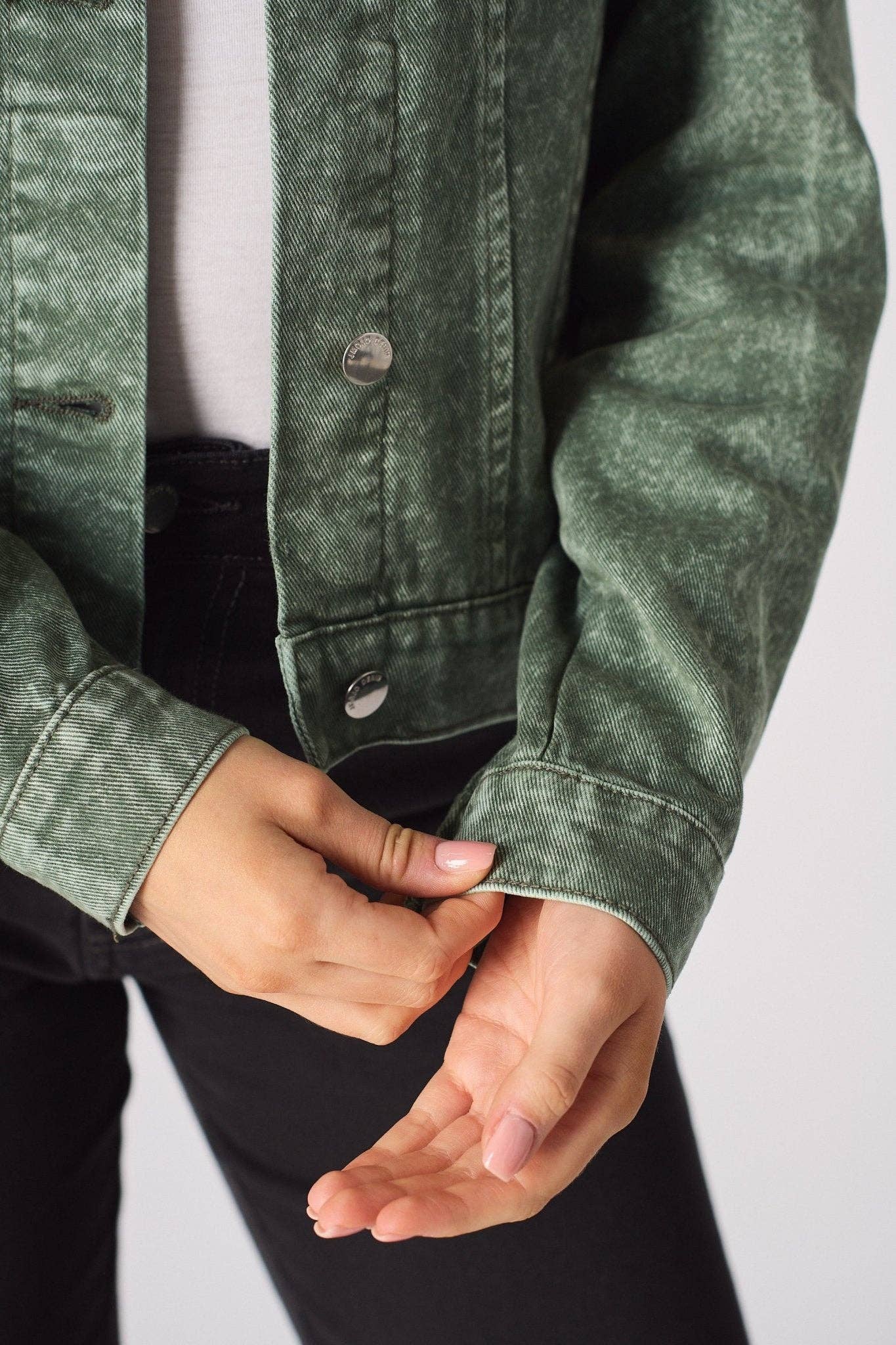 JMOJO UK Limited – wholesale Denim jacket – Women's – Sage Denim Trucker Jacket – Pearl Green9