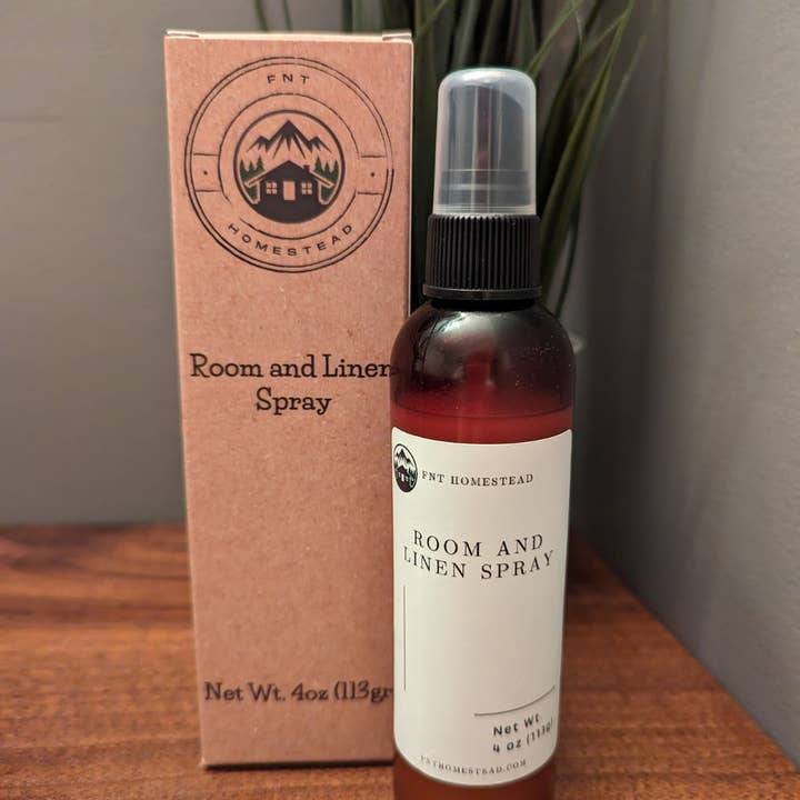 Schneebedecktes Berg-Retreat Raumspray für den Großhandel von FNT Homestead