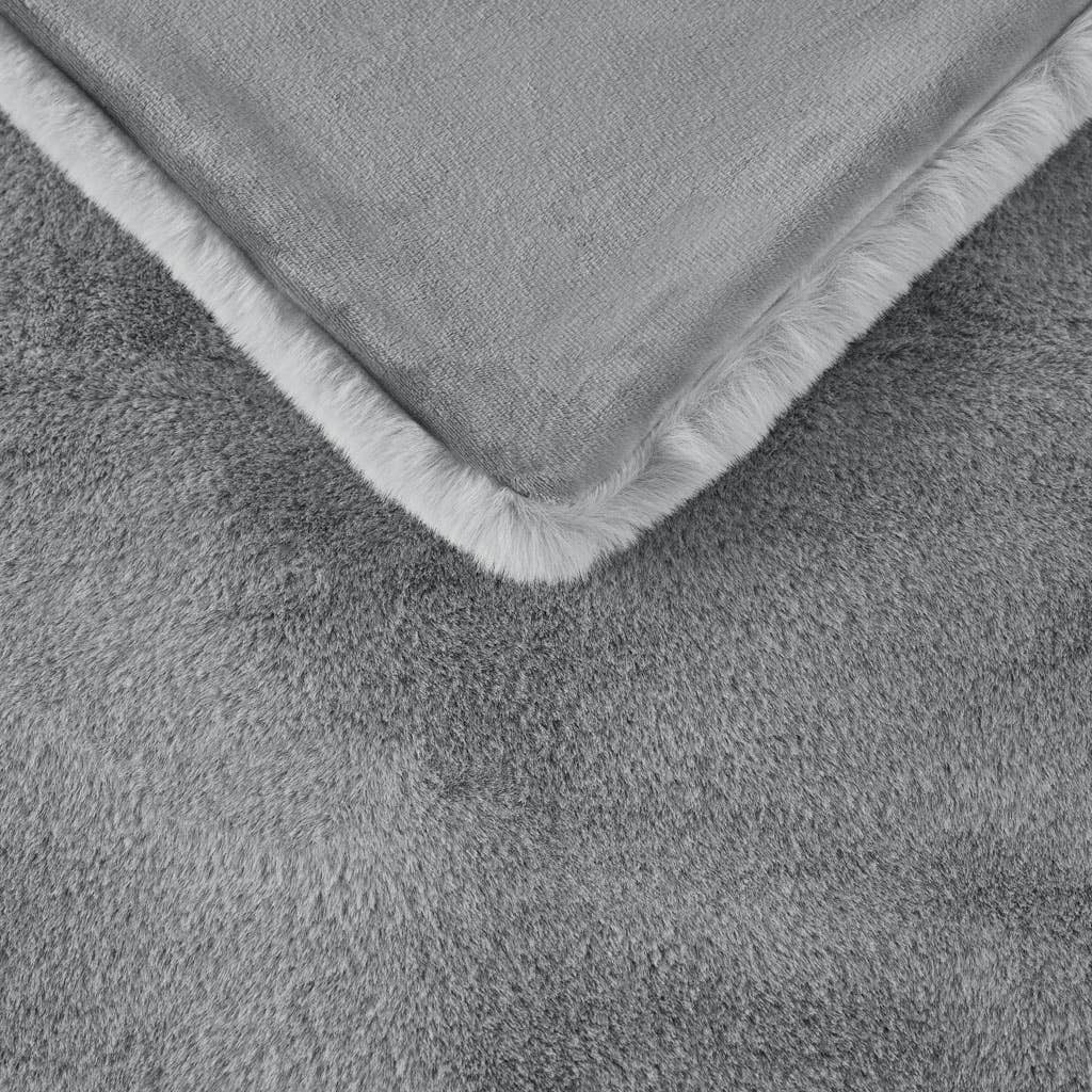 Olliix - Wholesale Throw Blanket - Vegan Premium Faux Fur Throw with Velvet Reverse, Grey4