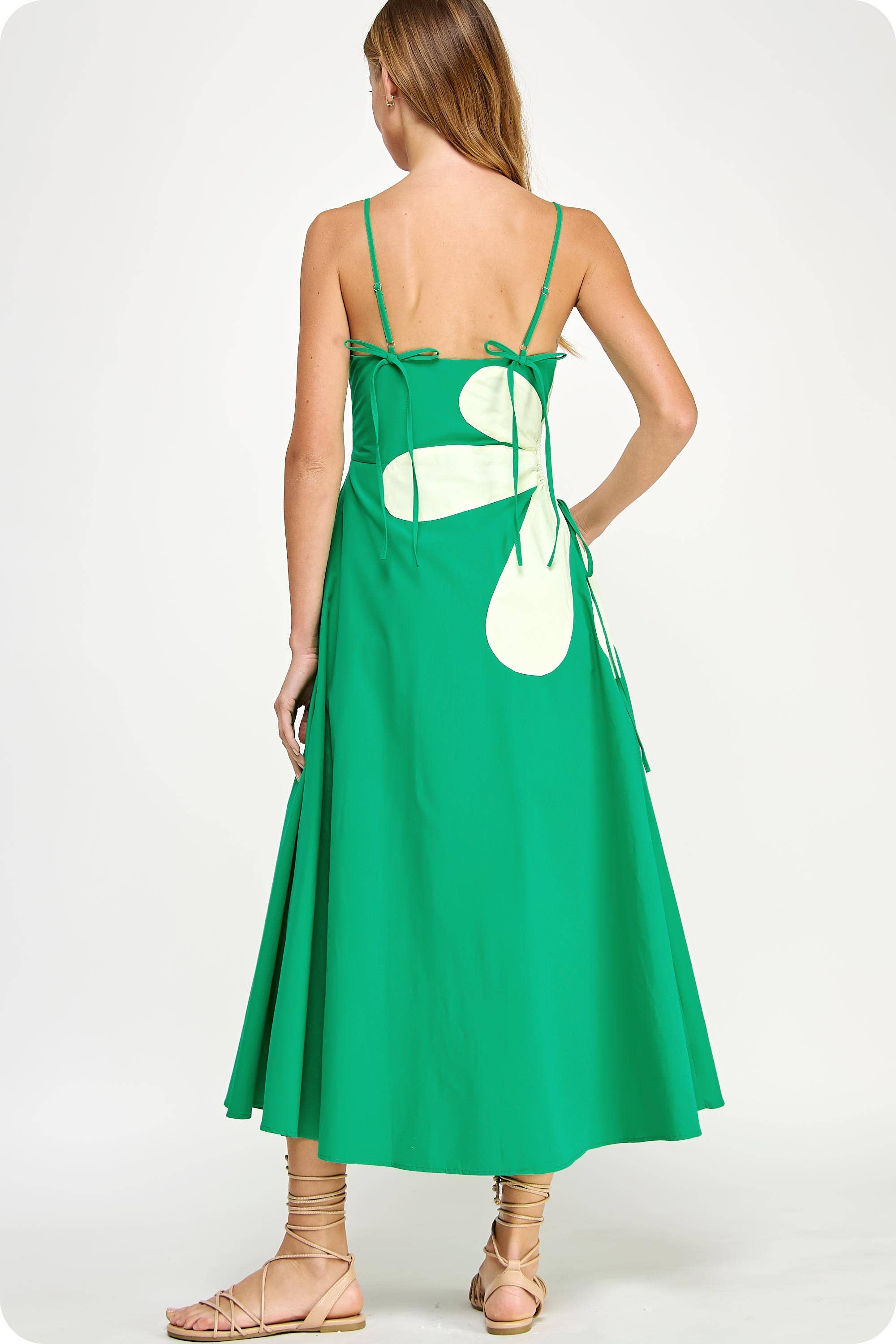 Strut & Bolt - Wholesale Dress - Women's - Sleeveless Side Cut-Out Flower Detail Midi Dress24