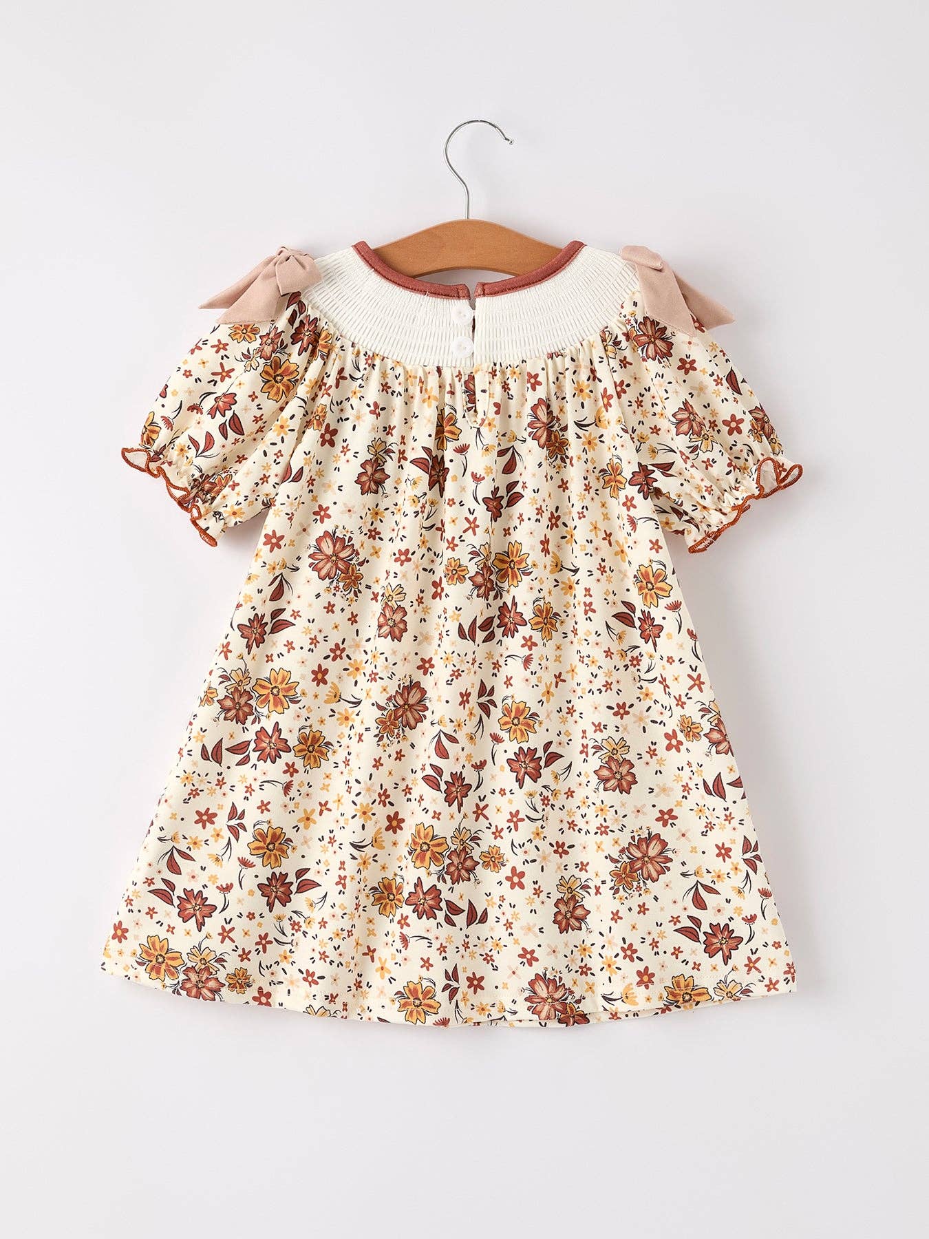 Rylee Faith Designs - Vendita all'ingrosso Vestito - Bambini - Vestito da battesimo per bambina con fiori colorati e smock da chiesa vescovile.1