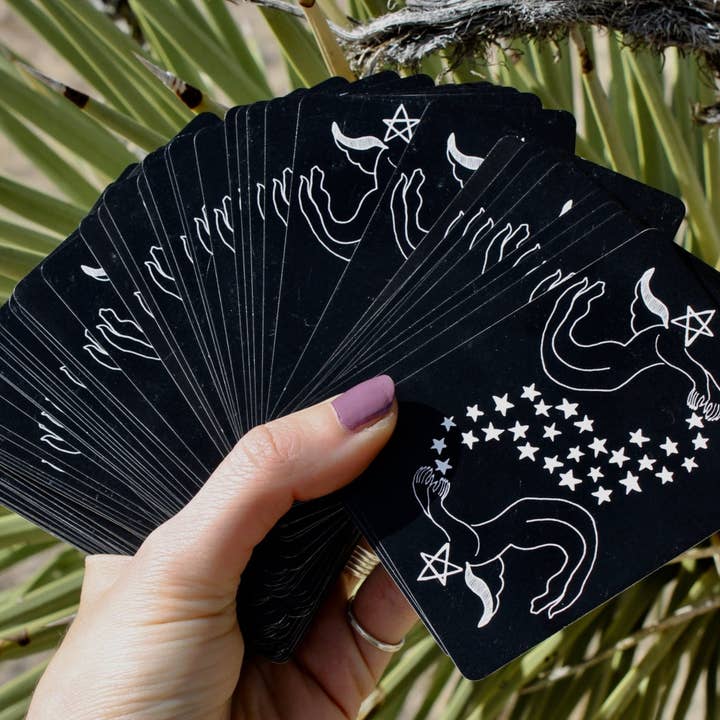 Spirit Speak - Wholesale Tarot Cards - DIVINA Tarot Deck4