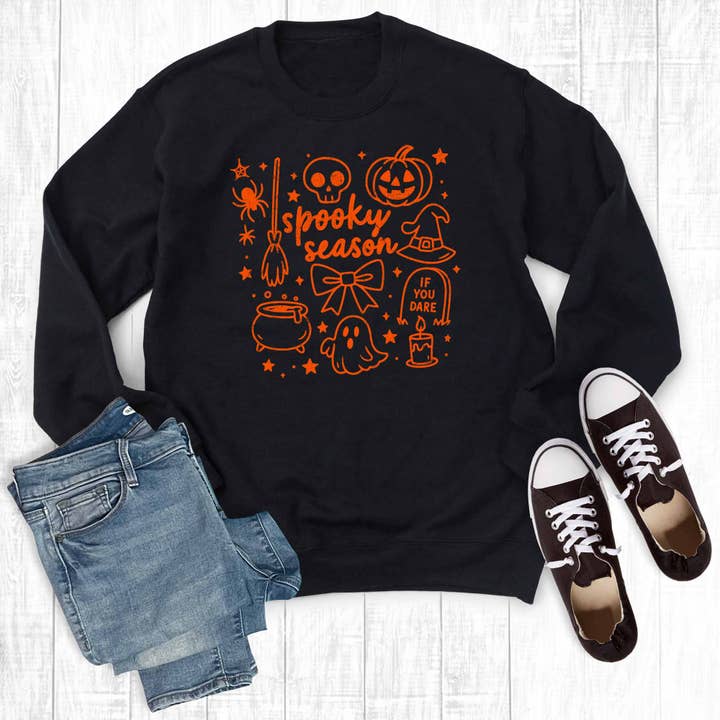 Halloween Uhyggelig Sæson Collage Grafisk Sweatshirt for engroshandel hos Rebel Rose