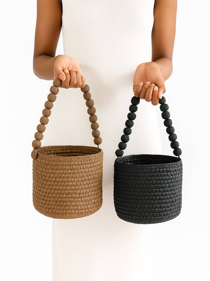 Bucket bag with chunky beaded handle Purse for wholesale by Ochabe