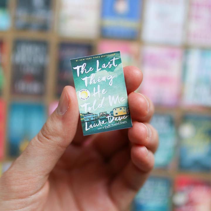 The Sticker Shop - Wholesale Sticker - Custom Mini Book Cover Stickers With Reading Tracker