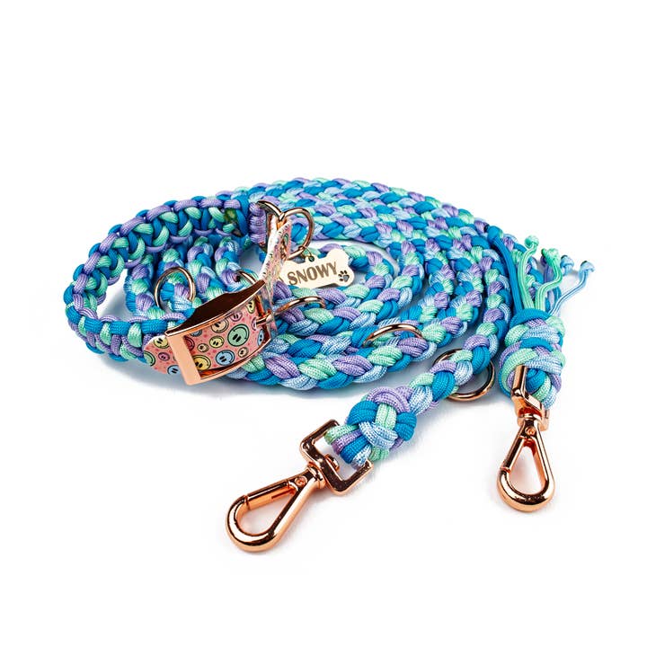 Adjustable Lead Tierluxe Snowy Blue Handmade Paracord Dog Leash for wholesale on Faire1