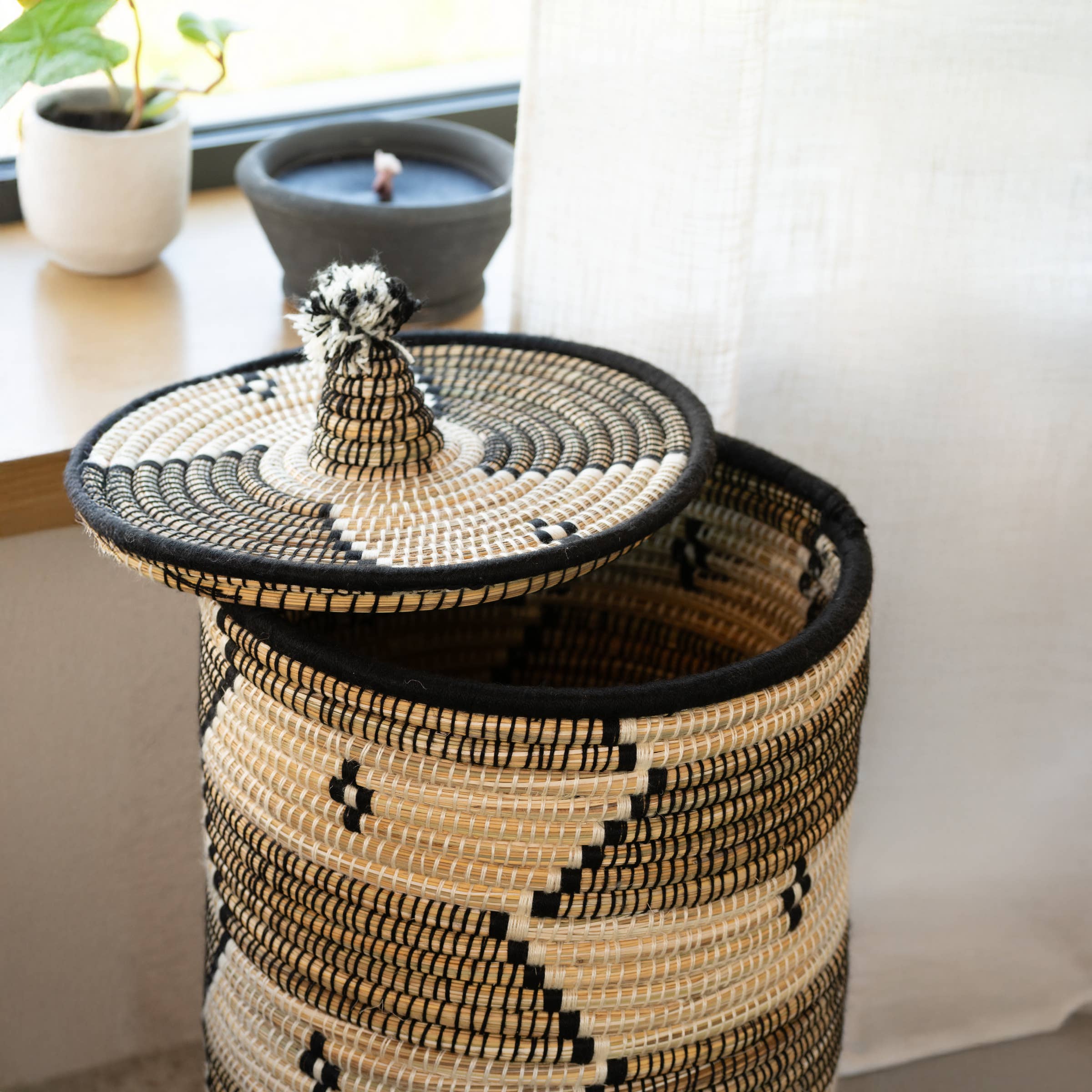 Collection Maroc - Vente Paniers à linge - Panier à linge motifs ethniques noir 60 cm2