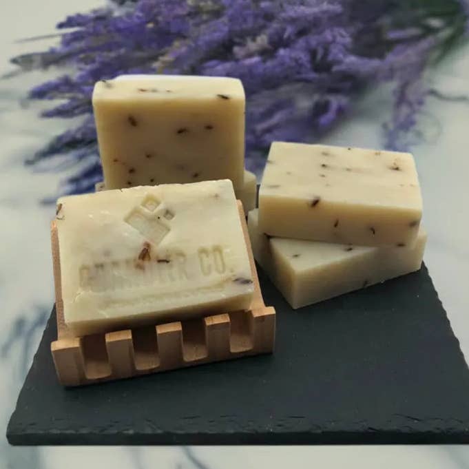 Havregryn Lavendel Getmjölk Tvålbar för wholesale av Chandler Co.