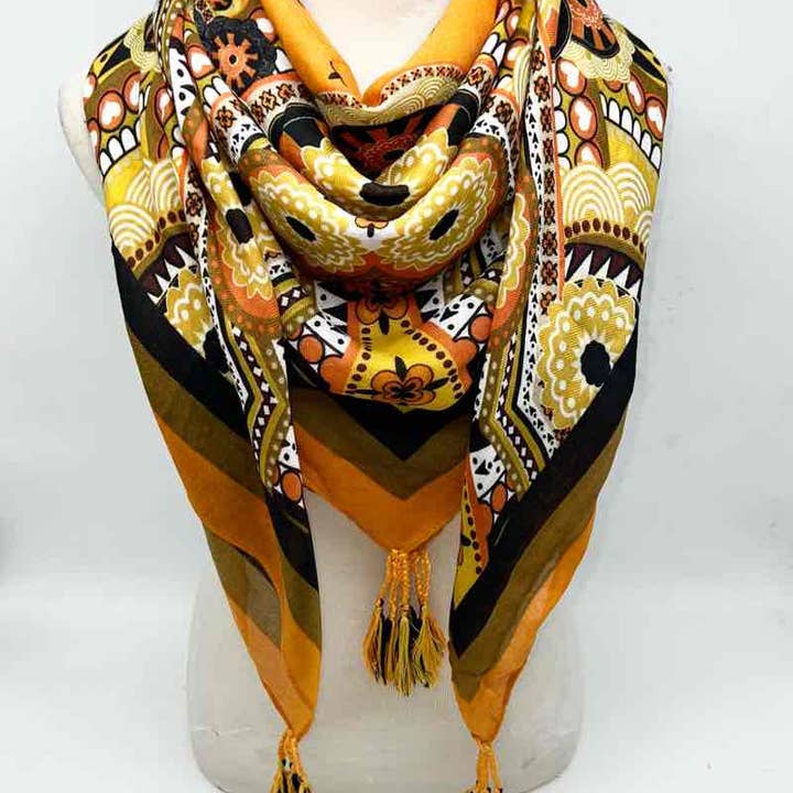 LINETA - Wholesale Scarf - Women's - Large square tassel scarves